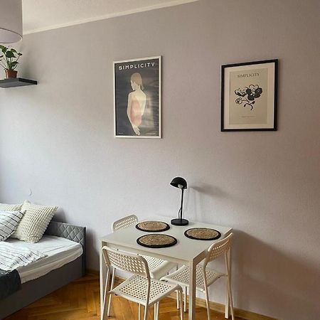 Апартаменти Night Host Matejki 4 Free Parking Битом Екстер'єр фото