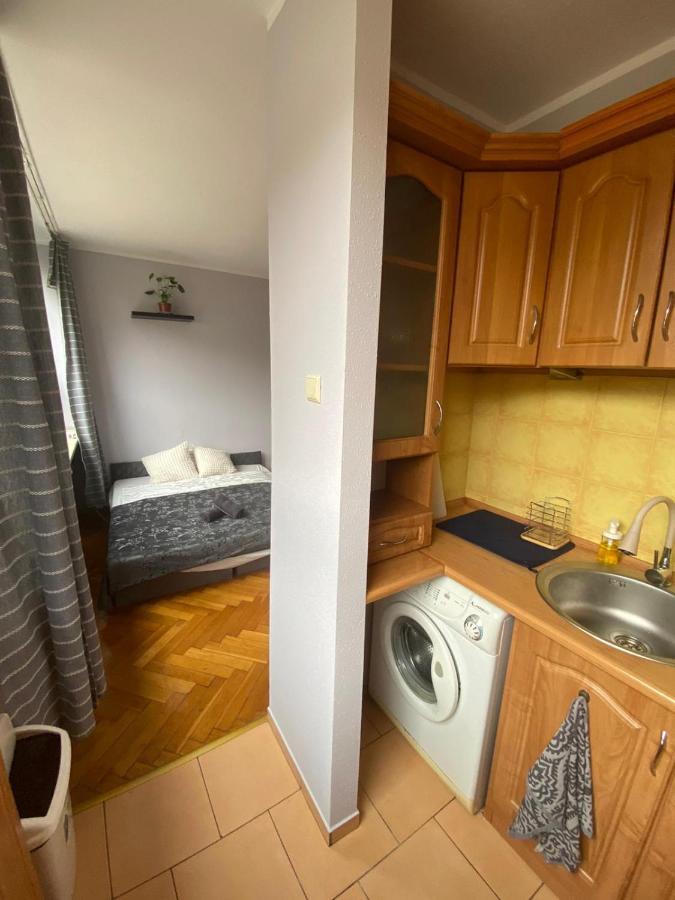 Апартаменти Night Host Matejki 4 Free Parking Битом Екстер'єр фото
