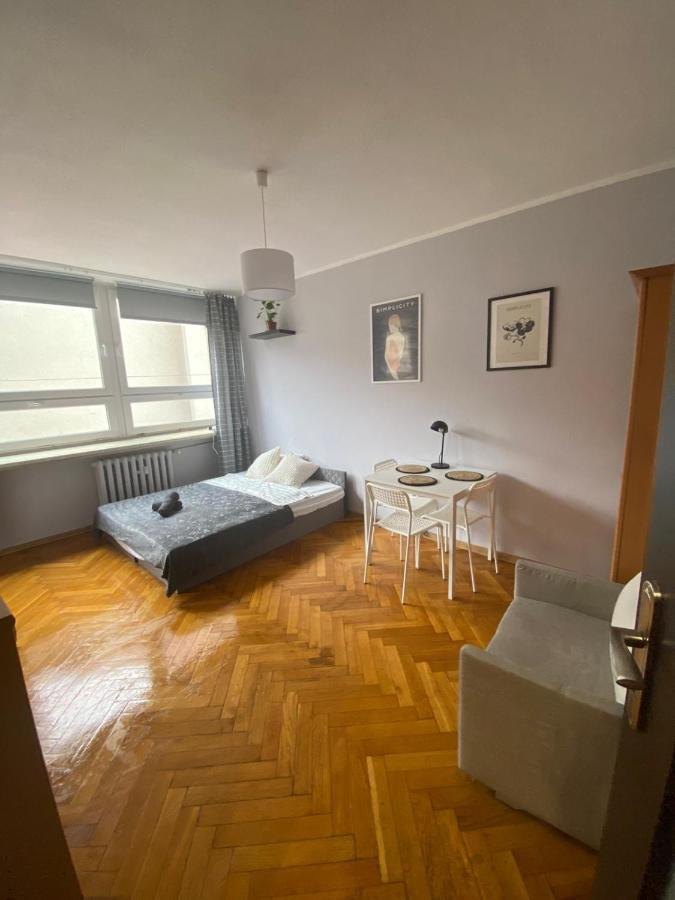 Апартаменти Night Host Matejki 4 Free Parking Битом Екстер'єр фото