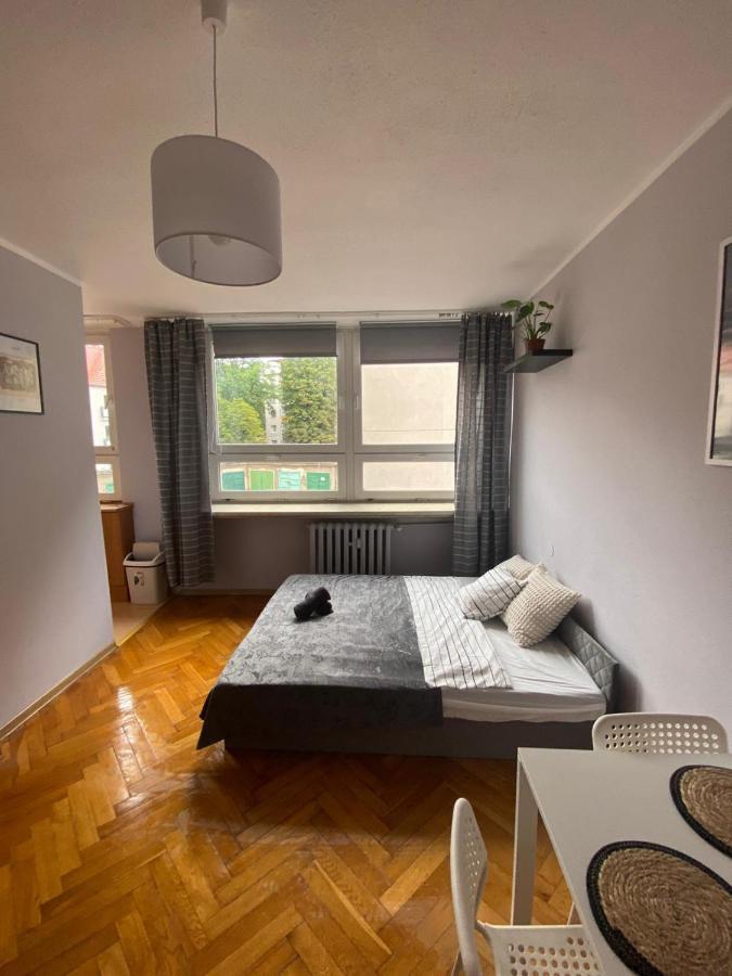 Апартаменти Night Host Matejki 4 Free Parking Битом Екстер'єр фото